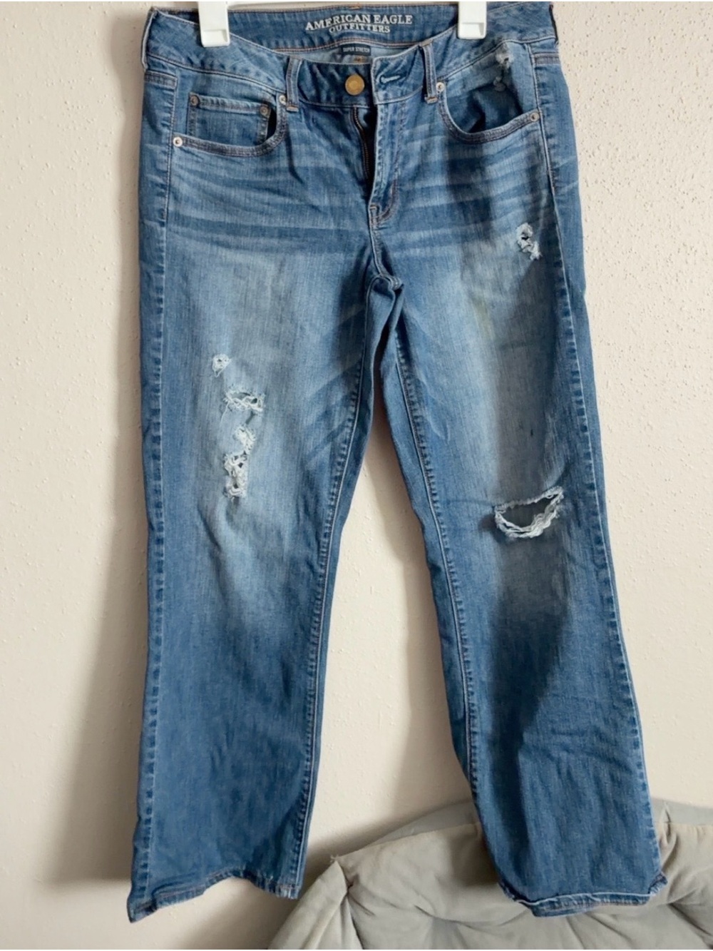 American Eagle Outfitters Medium Blue Distressed Straight-Leg Jeans